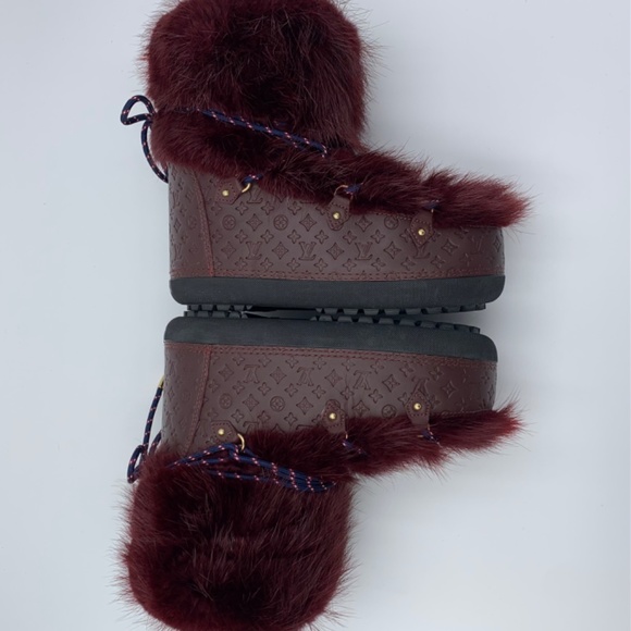 LOUIS VUITTON Off-Piste Beaver Fur Snow Boots WOMENS SZ 8 to 8.5 - Picture 2 of 12